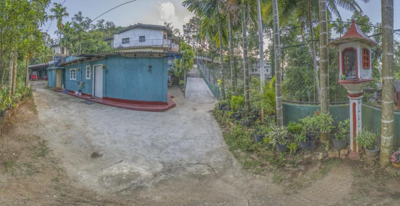 Apple Sara Home Stay Kandy Exteriör bild