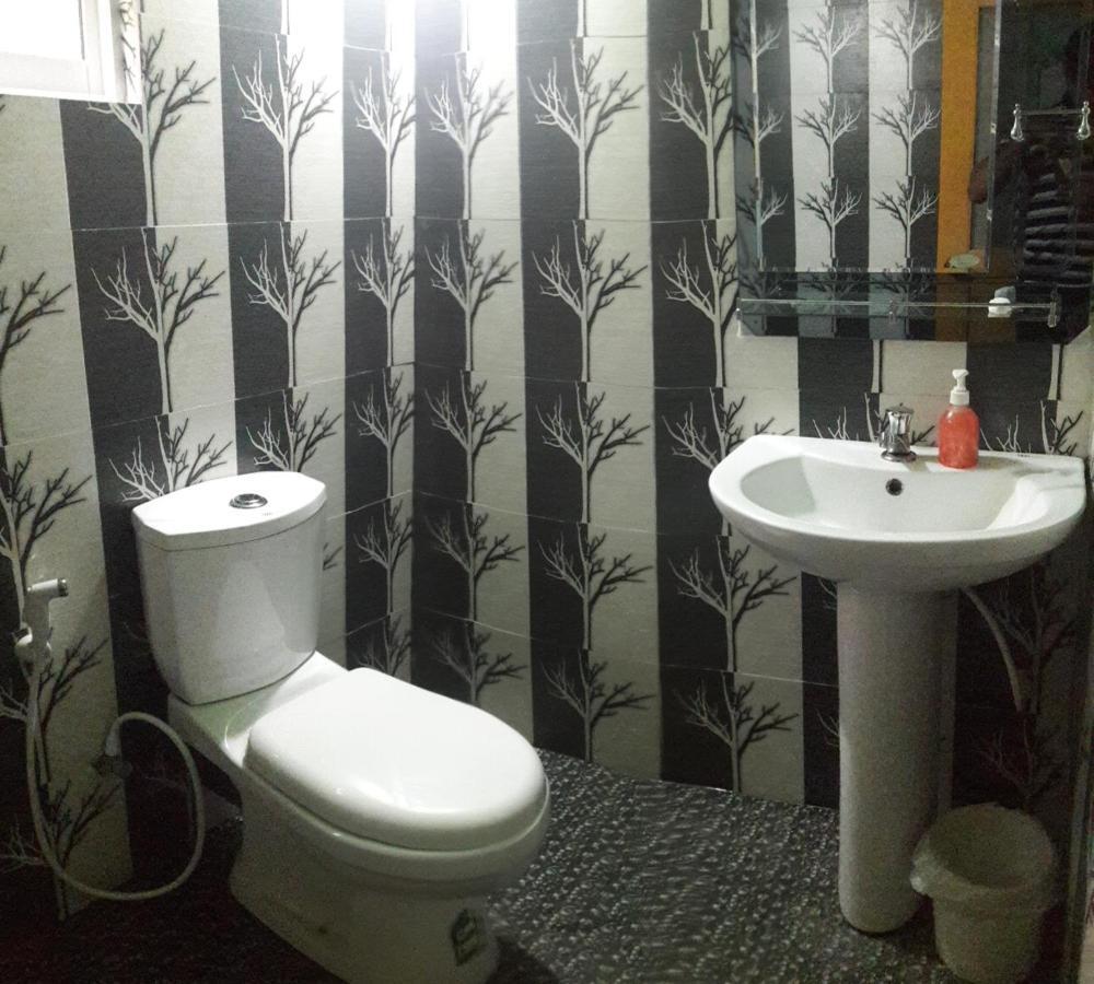 Apple Sara Home Stay Kandy Exteriör bild